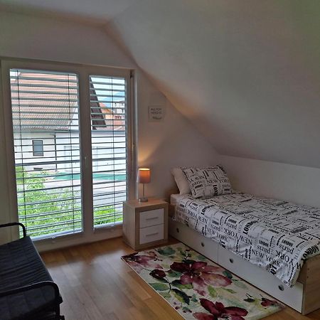 Spacious Family Home Near Bled - Modern & Cozy 拉多夫吉卡 外观 照片