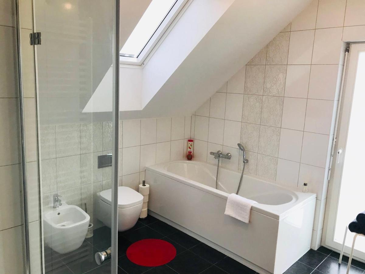 Spacious Family Home Near Bled - Modern & Cozy 拉多夫吉卡 外观 照片
