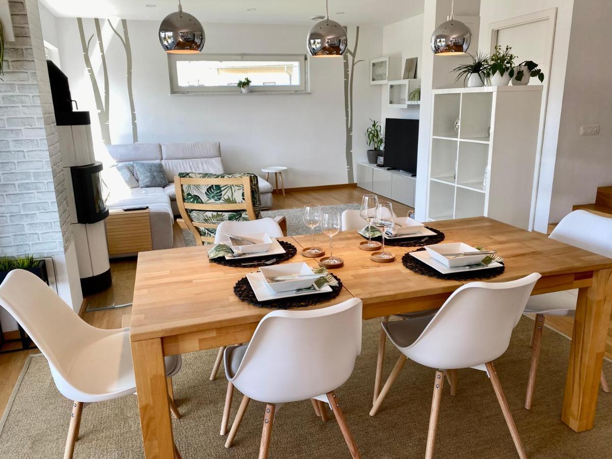 Spacious Family Home Near Bled - Modern & Cozy 拉多夫吉卡 外观 照片