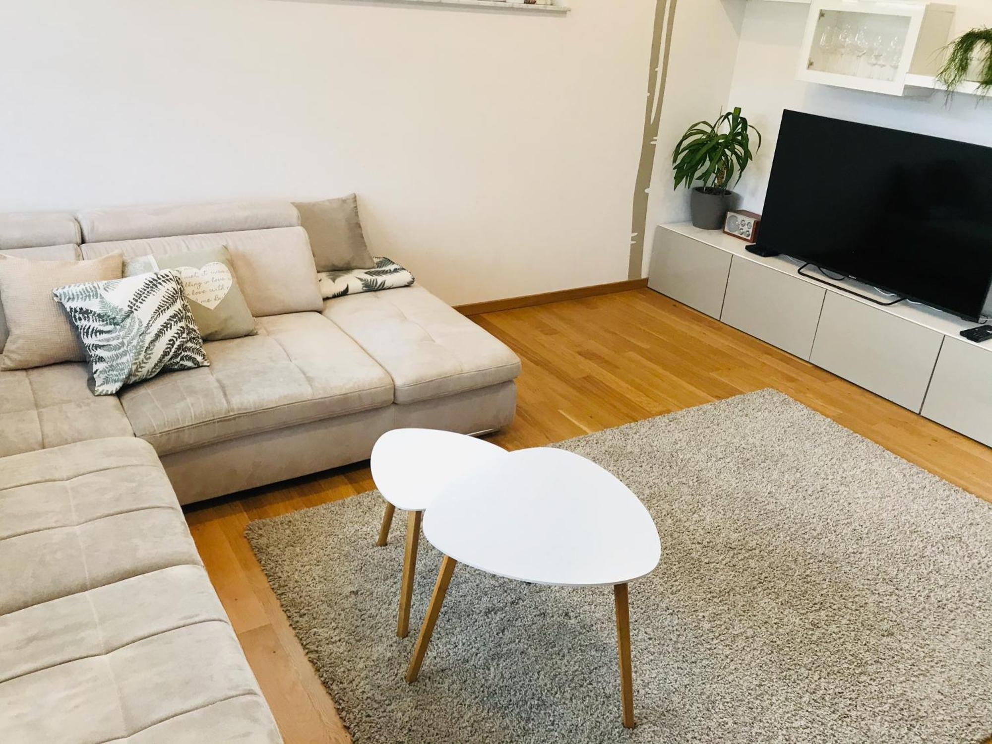 Spacious Family Home Near Bled - Modern & Cozy 拉多夫吉卡 外观 照片