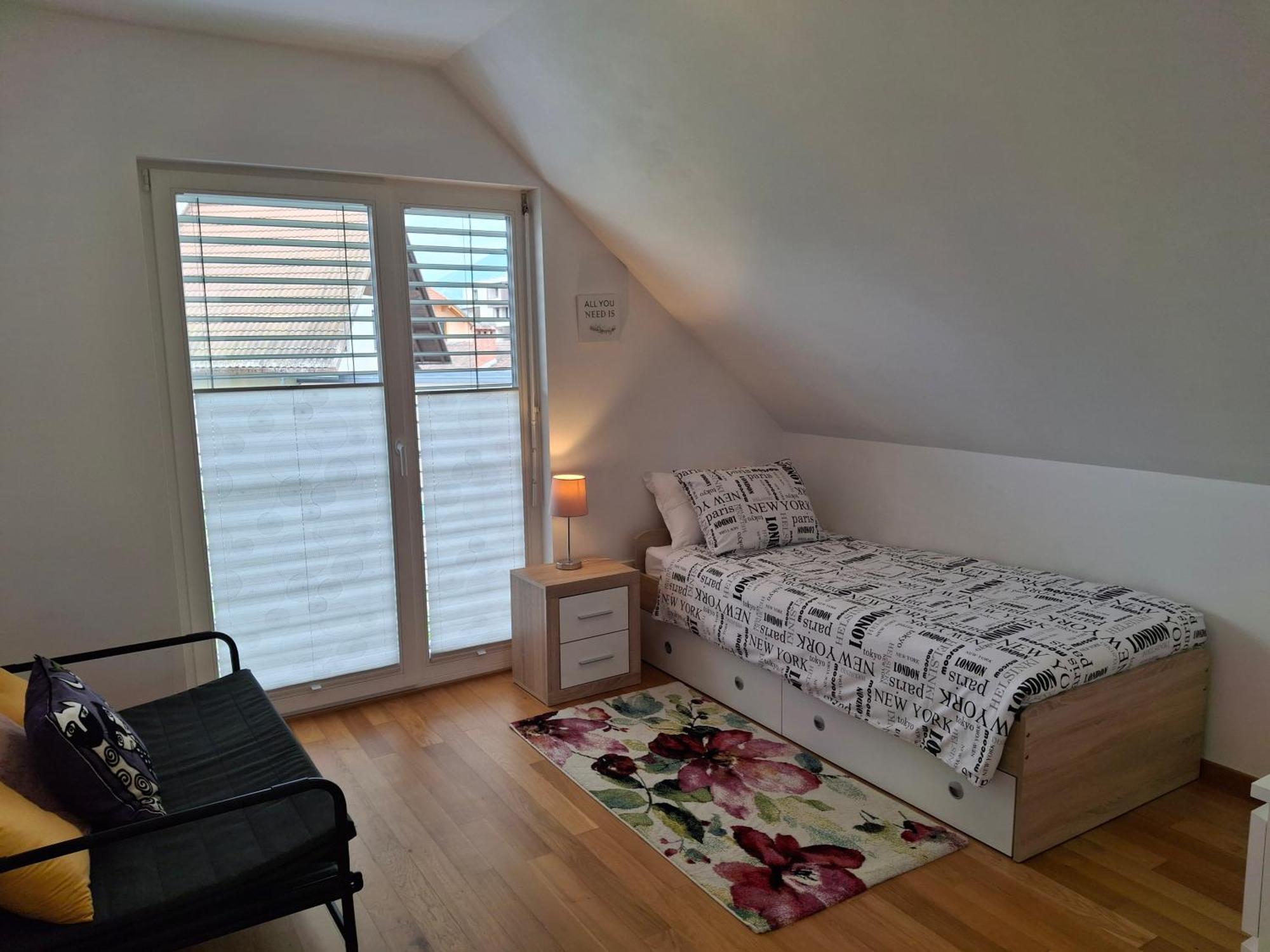Spacious Family Home Near Bled - Modern & Cozy 拉多夫吉卡 外观 照片