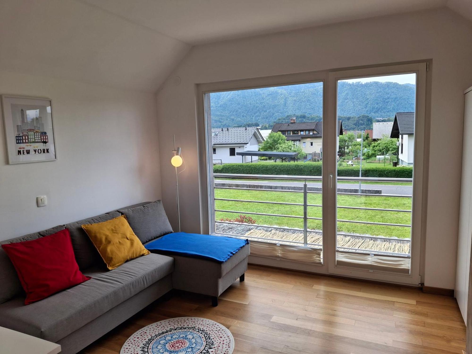 Spacious Family Home Near Bled - Modern & Cozy 拉多夫吉卡 外观 照片