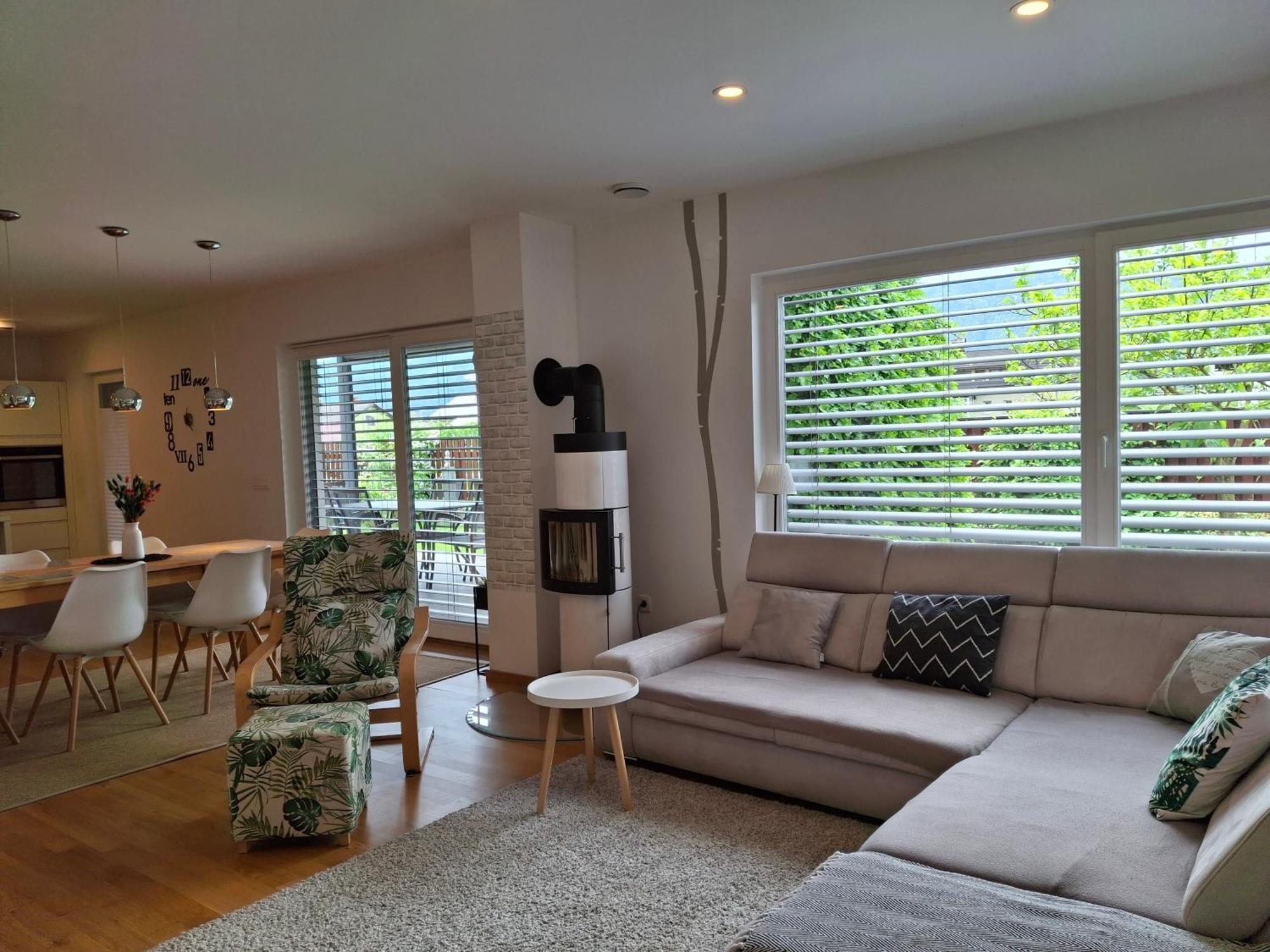 Spacious Family Home Near Bled - Modern & Cozy 拉多夫吉卡 外观 照片